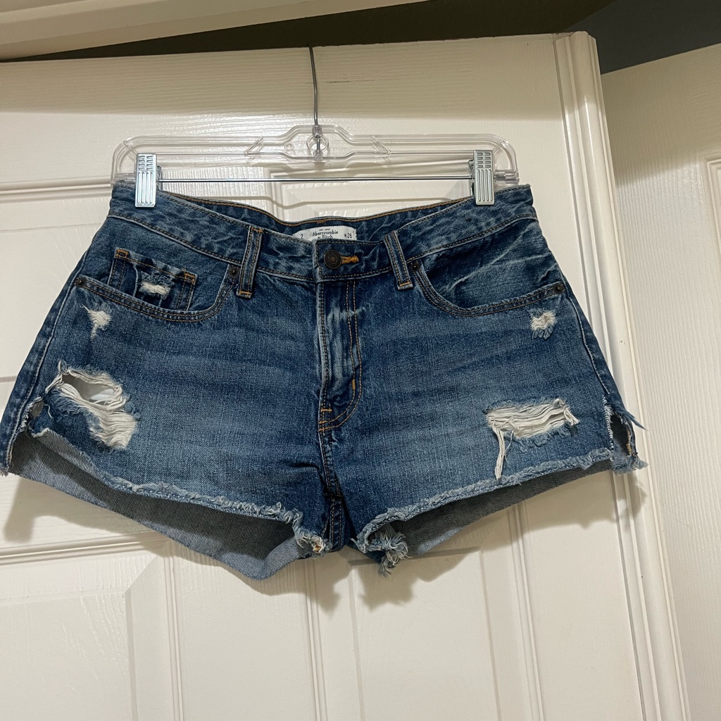 Abercrombie & Fitch Women’s Distressed Blue Jeans Denim Shorts Size 26